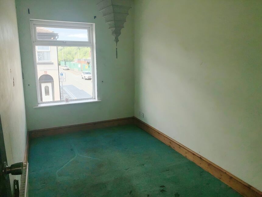 3 bedroom Mid Terrace House for sale, St. Helens Road, Prescot, L34 £