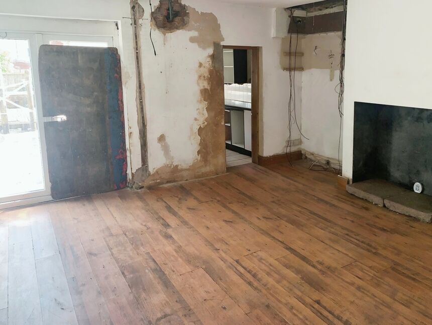 3 bedroom Mid Terrace House for sale, St. Helens Road, Prescot, L34 £