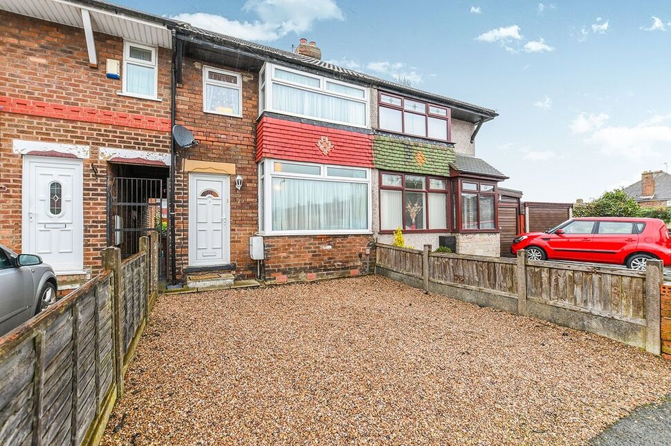 3 bedroom Mid Terrace House to rent