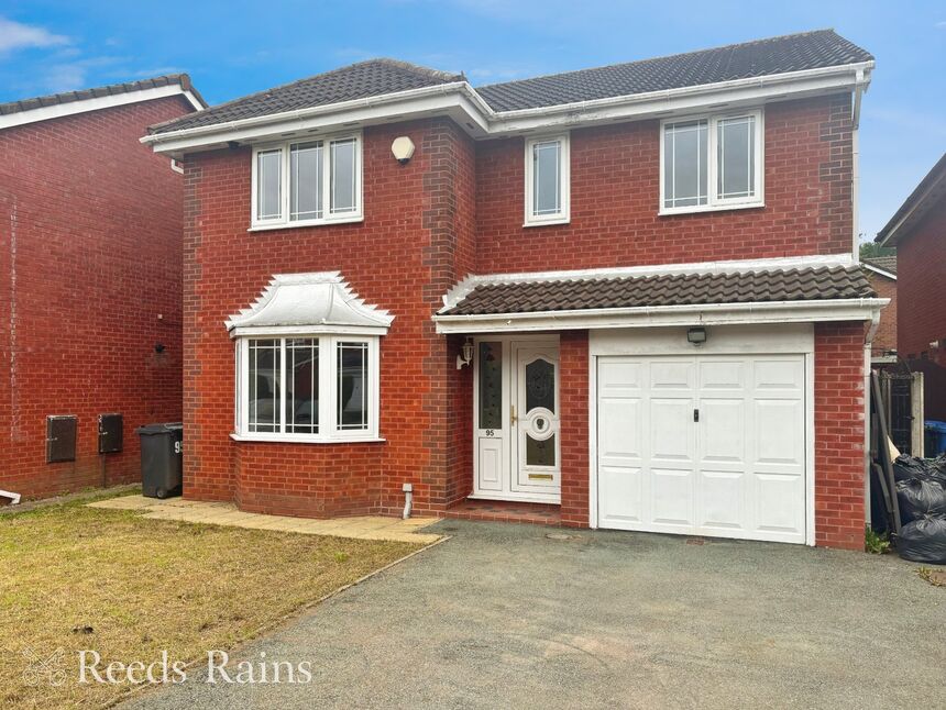 4 bedroom Detached House for sale