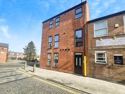 Atherton Street, 1 bedroom  Flat to rent, £750 pcm