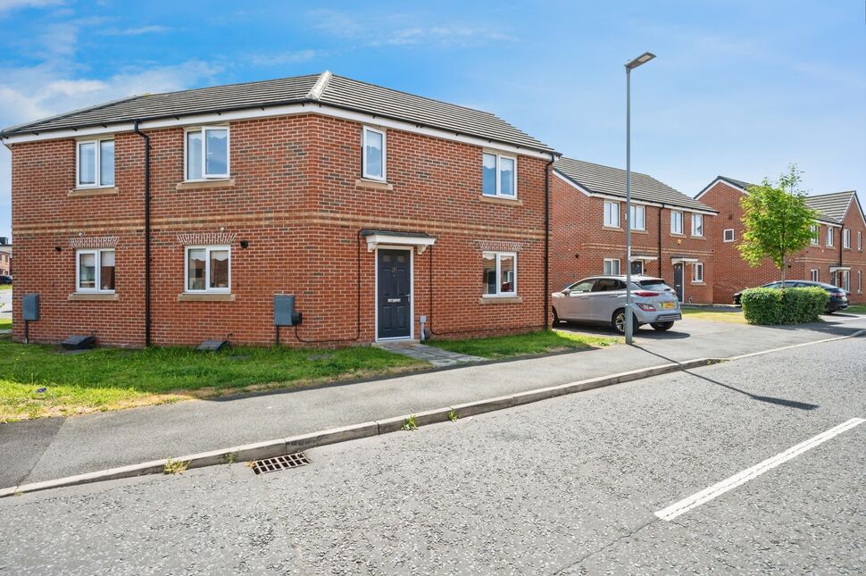 3 bedroom Semi Detached House for sale