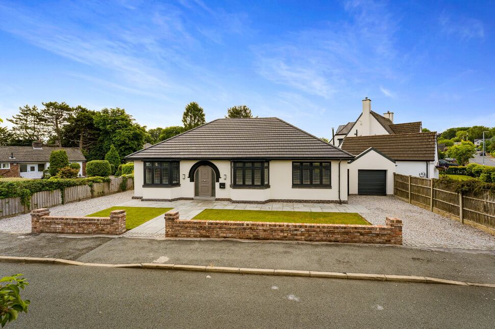4 bedroom Detached Bungalow for sale