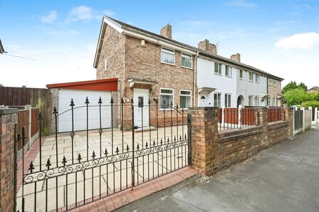 3 bedroom End Terrace House for sale