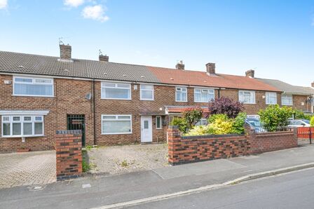 Fisher Avenue, 3 bedroom Mid Terrace House for sale, £100,000