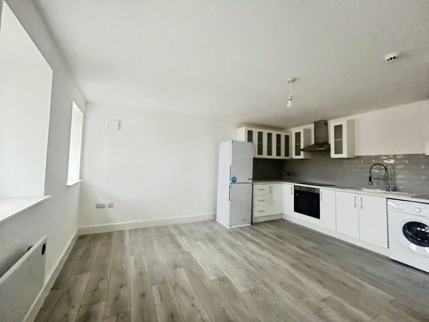 Main image of 2 bedroom Flat to rent, Eccleston Street, Prescot, Merseyside, L34