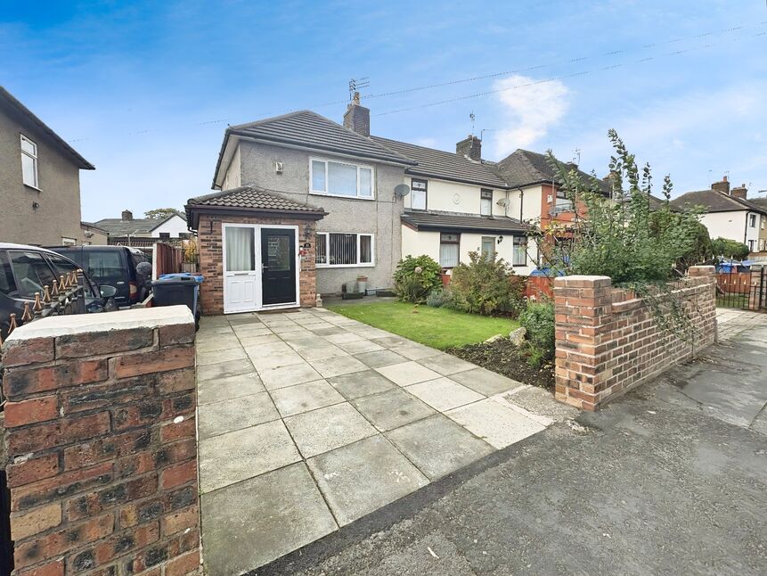 3 bedroom End Terrace House for sale