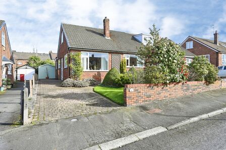 3 bedroom Semi Detached Bungalow for sale