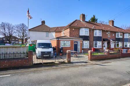 3 bedroom End Terrace House for sale