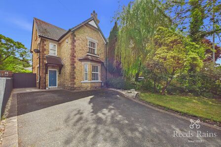 St. Helens Road, 4 bedroom Semi Detached House for sale, &pound;500,000