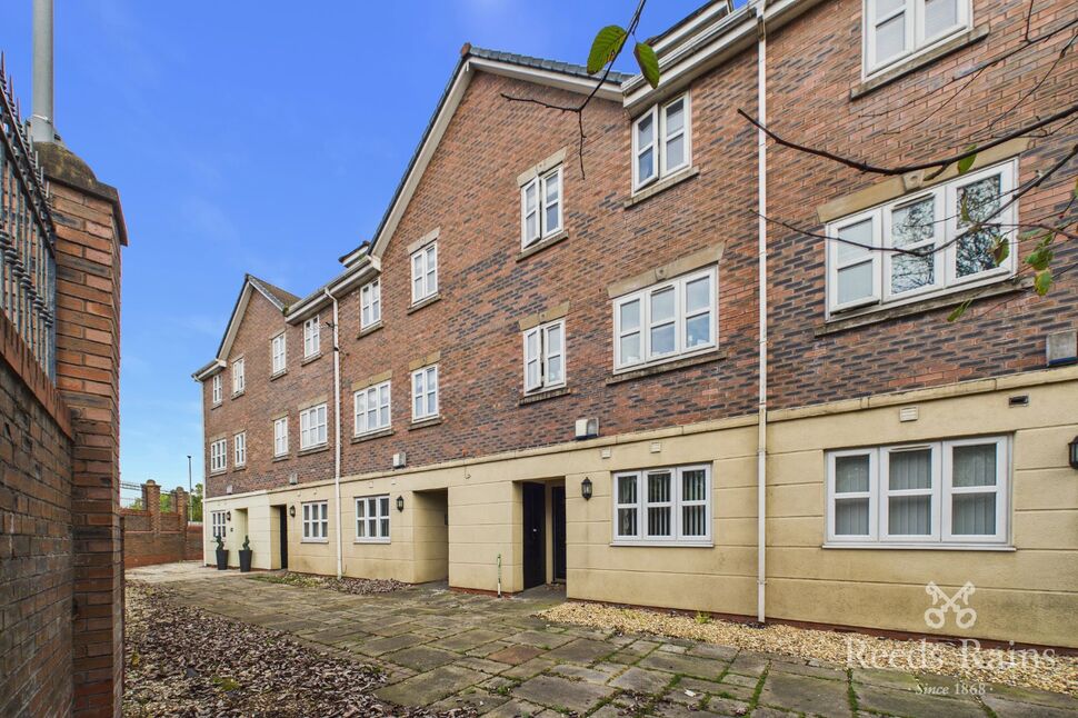 Main image of 6 bedroom Mid Terrace House for sale, Quarry Way, Huyton, Merseyside, L36