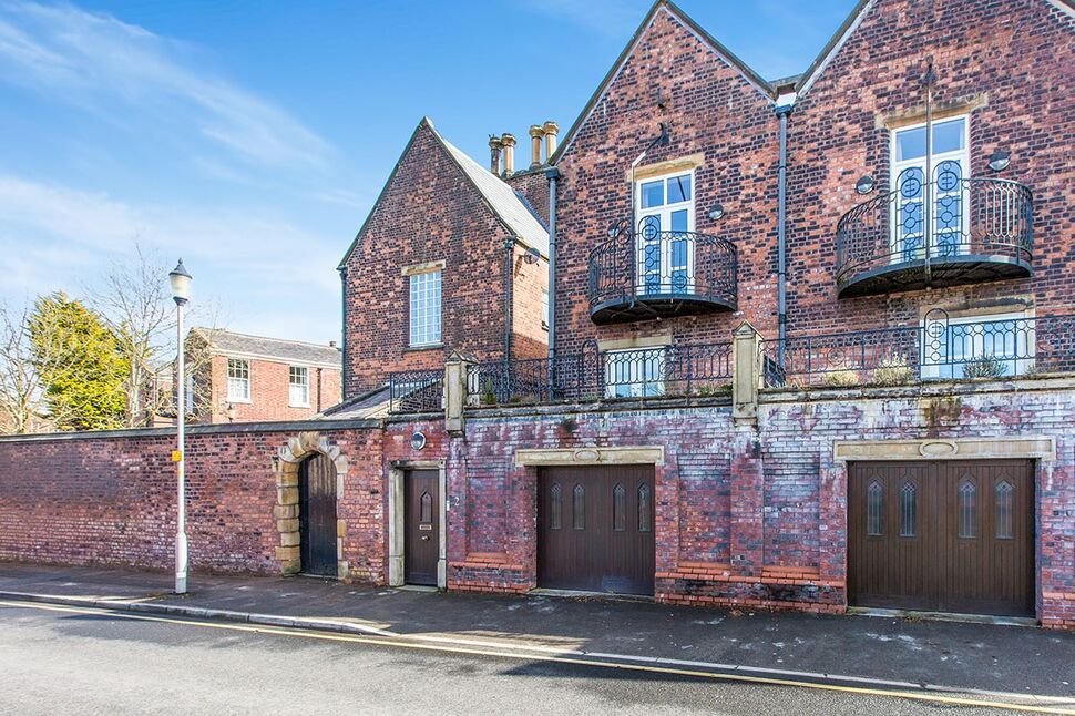 Main image of 3 bedroom House to rent, East Cliff, Preston, PR1