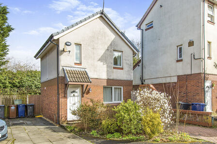 2 bedroom Detached House to rent