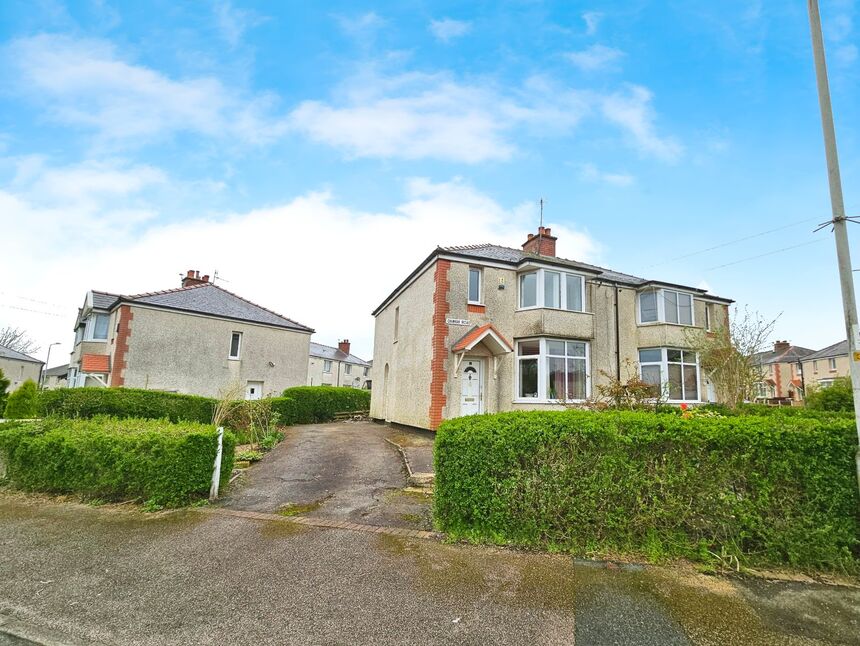 2 bedroom Mid Terrace House for sale, Kent Street, Preston, PR1 £90,000