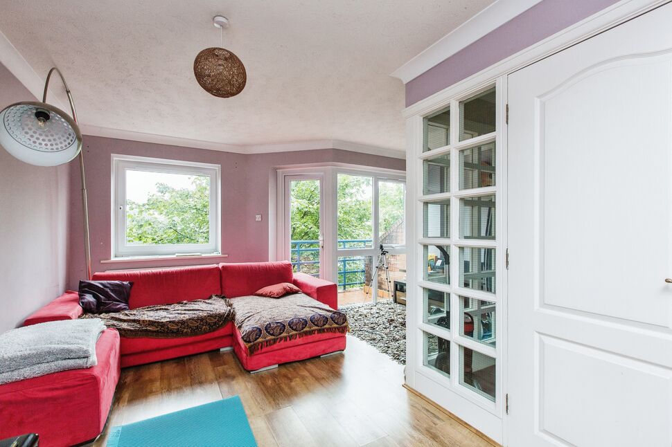 Main image of 3 bedroom Mid Terrace House for sale, Princes Reach, Ashton-on-Ribble, Lancashire, PR2