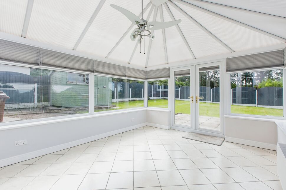 2 bedroom Detached House for sale, Cromwell Road, Ribbleton, PR2 £260,000