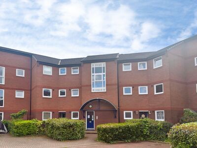 Ashton-on-Ribble, 2 bedroom Flat to rent, &pound;925 pcm