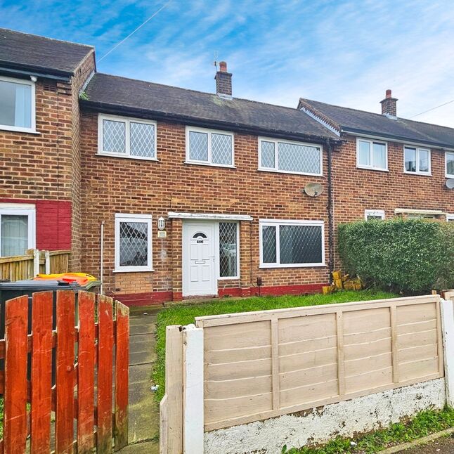 2 bedroom Flat for sale, Penwortham Hall Gardens, Penwortham, PR1 £80,000