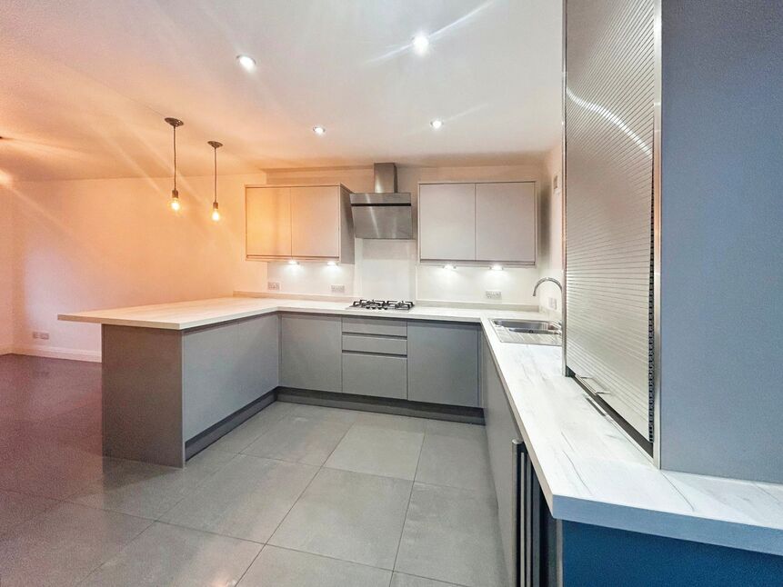 Main image of 3 bedroom Mid Terrace House to rent, Princes Reach, Ashton-on-Ribble, Lancashire, PR2