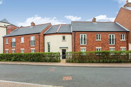 Danvers Way, 2 bedroom  Flat for sale, £140,000