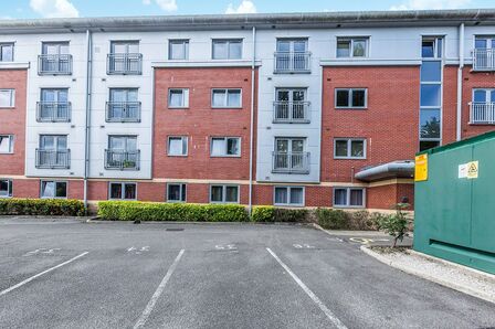 Mercer Street, 2 bedroom  Flat to rent, £700 pcm