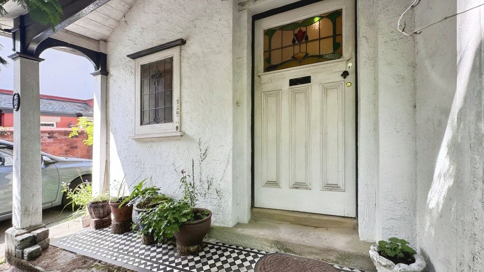 Main image of 4 bedroom Semi Detached House for sale, Highgate Avenue, Fulwood, Lancashire, PR2