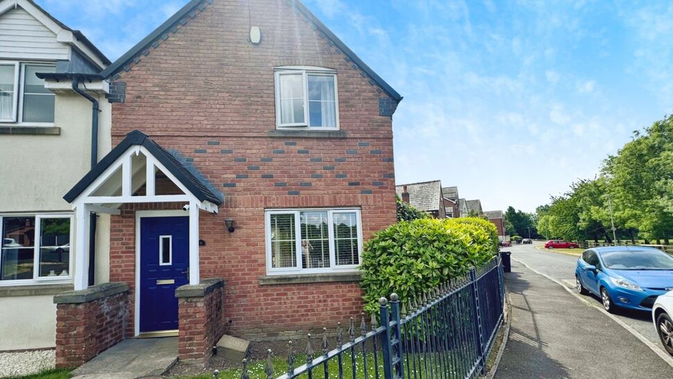3 bedroom End Terrace House for sale