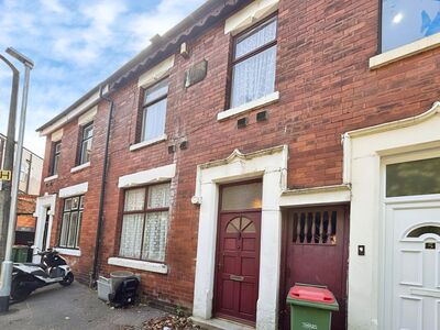 2 bedroom End Terrace House for sale