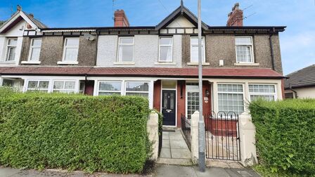 Grafton Road, 3 bedroom Mid Terrace House for sale, £150,000
