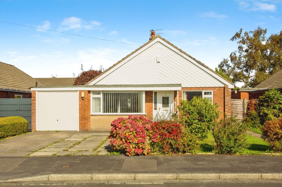 Main image of 3 bedroom Detached Bungalow for sale, Top Acre, Hutton, Lancashire, PR4