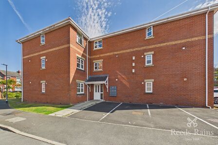 2 bedroom House for sale