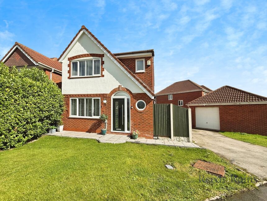 Main image of 3 bedroom Detached House for sale, Belle Field Close, Penwortham, Lancashire, PR1