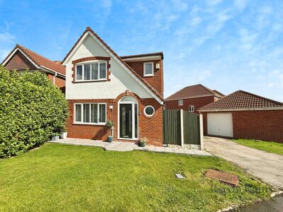 Belle Field Close, 3 bedroom Detached House for sale, £285,000