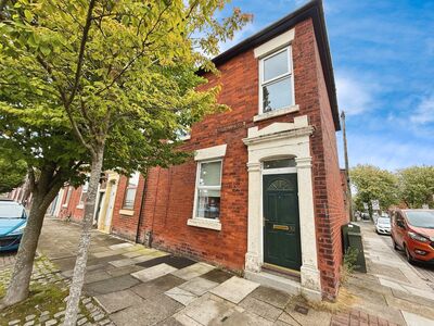 3 bedroom End Terrace House for sale