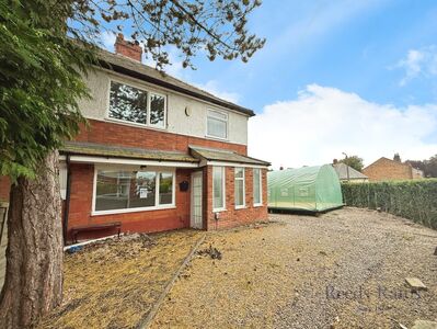 Farringdon Crescent, 3 bedroom Semi Detached House for sale, £165,000