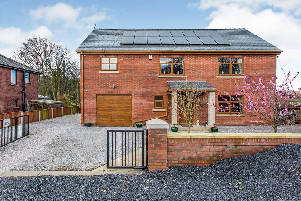 Main image of 5 bedroom Detached House for sale, Highgate Close, Fulwood, Preston, PR2