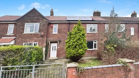 4 bedroom Mid Terrace House for sale