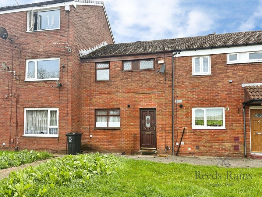 Main image of 3 bedroom Mid Terrace House to rent, Golbourne Street, Preston, Lancashire, PR1