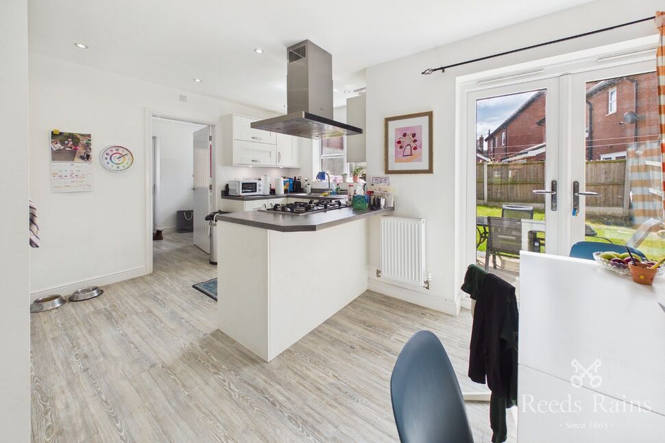 Kitchen / dinner