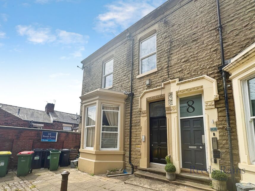 Main image of 1 bedroom End Terrace Flat to rent, Cliff Street, Preston, Lancashire, PR1