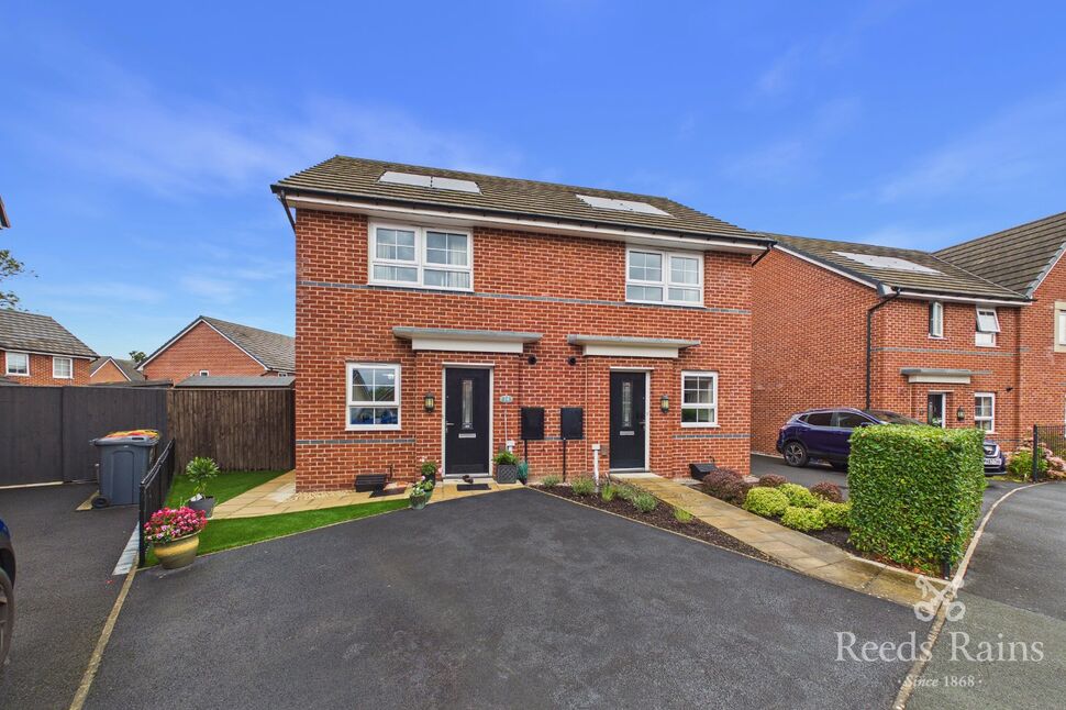 Main image of 2 bedroom Semi Detached House for sale, Scotsman Avenue, Preston, Lancashire, PR2