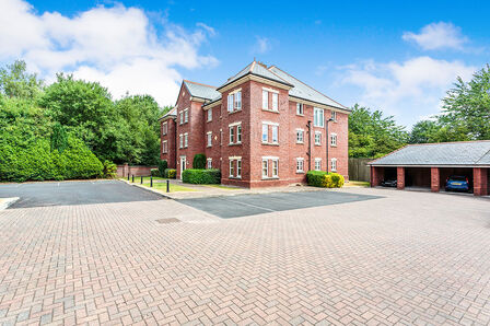 2 bedroom Flat to rent