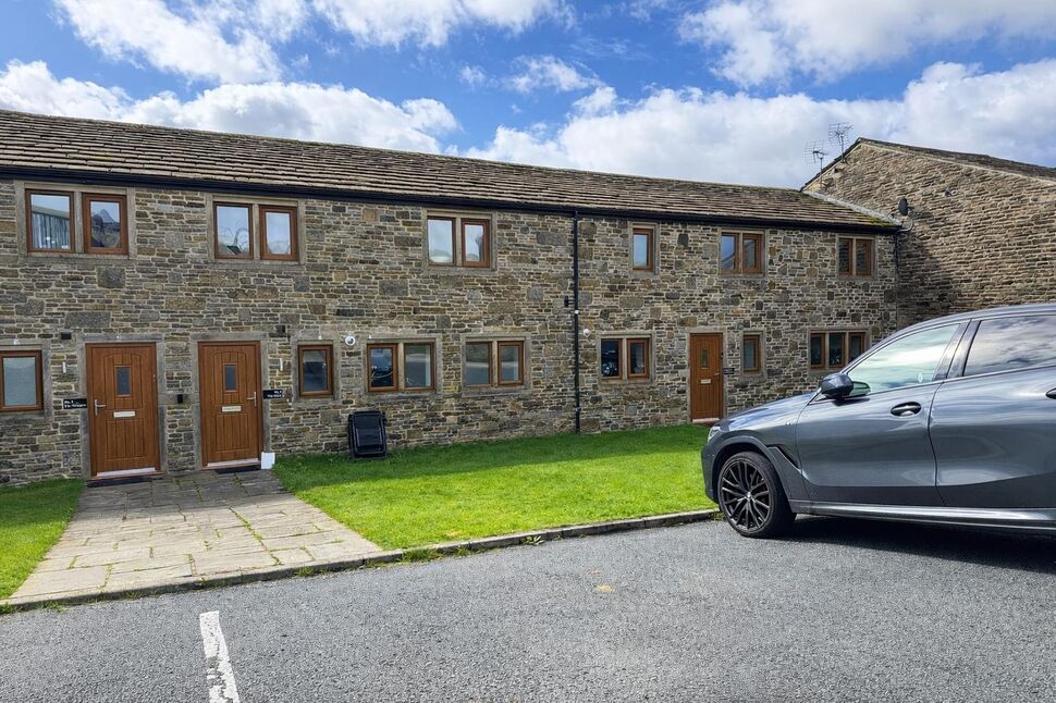 Main image of 2 bedroom House to rent, Todmorden Road, Bacup, Lancashire, OL13