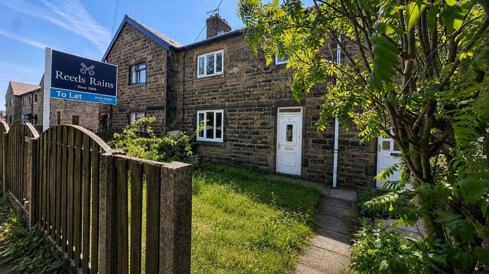 Main image of 3 bedroom Mid Terrace House to rent, Heathbourne Road, Bacup, Lancashire, OL13