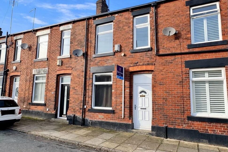 Main image of 2 bedroom Mid Terrace House to rent, Malvern Street West, Rochdale, Greater Manchester, OL11