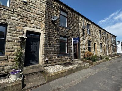 Burnley Road, 3 bedroom Mid Terrace House to rent, £950 pcm