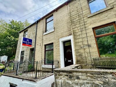 2 bedroom Mid Terrace House to rent