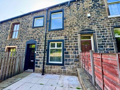 Osborne Terrace, 3 bedroom Mid Terrace House to rent, £950 pcm