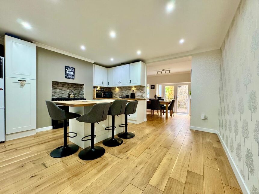 Main image of 3 bedroom Mid Terrace House for sale, Holcombe Road, Rossendale, Lancashire, BB4