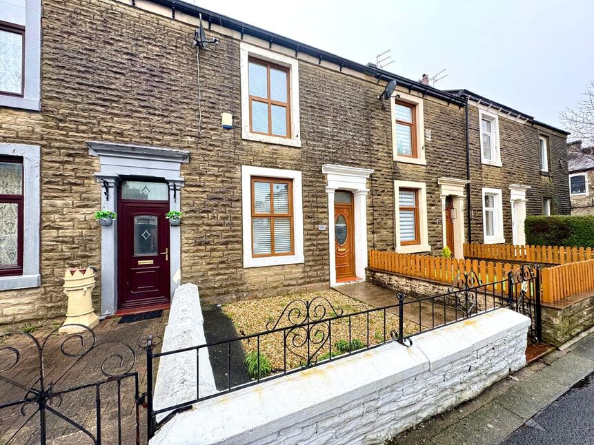 Main image of 3 bedroom Mid Terrace House to rent, Lord Street, Oswaldtwistle, Lancashire, BB5